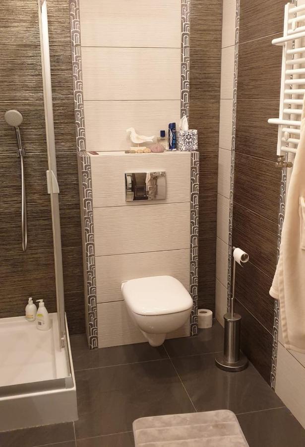 Apartament Amber Z Duzym Tarasem Apartment Kołobrzeg Exterior foto