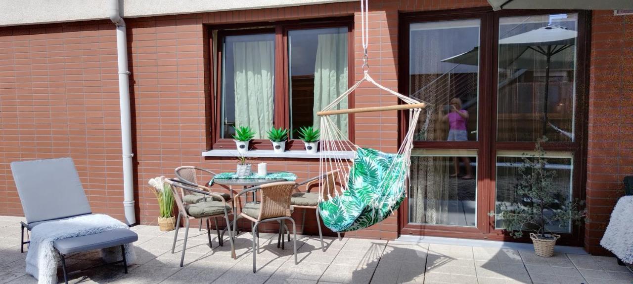 Apartament Amber Z Duzym Tarasem Apartment Kołobrzeg Exterior foto